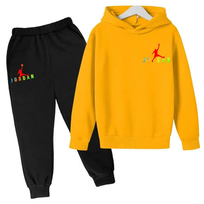 Nouveau style de sweat-shirt à capuche pour enfants, adapté aux enfants de 3 à 13 ans, motif sportif avec lettres, convient aux garçons et aux filles.