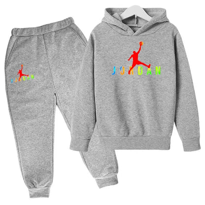 Nouveau style de sweat-shirt à capuche pour enfants, adapté aux enfants de 3 à 13 ans, motif sportif avec lettres, convient aux garçons et aux filles.