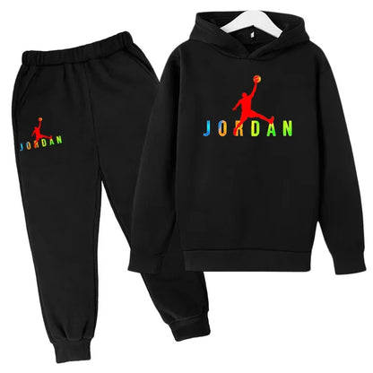Nouveau style de sweat-shirt à capuche pour enfants, adapté aux enfants de 3 à 13 ans, motif sportif avec lettres, convient aux garçons et aux filles.