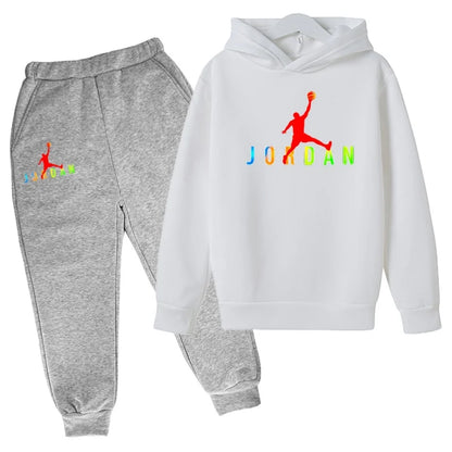 Nouveau style de sweat-shirt à capuche pour enfants, adapté aux enfants de 3 à 13 ans, motif sportif avec lettres, convient aux garçons et aux filles.