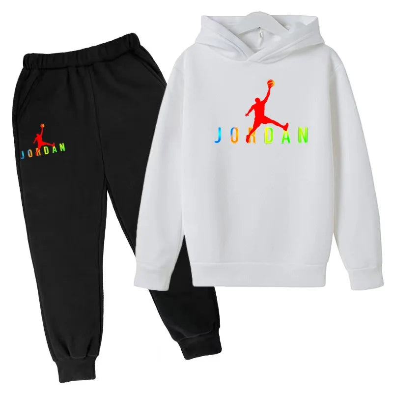 Nouveau style de sweat-shirt à capuche pour enfants, adapté aux enfants de 3 à 13 ans, motif sportif avec lettres, convient aux garçons et aux filles.