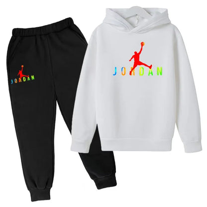 Nouveau style de sweat-shirt à capuche pour enfants, adapté aux enfants de 3 à 13 ans, motif sportif avec lettres, convient aux garçons et aux filles.