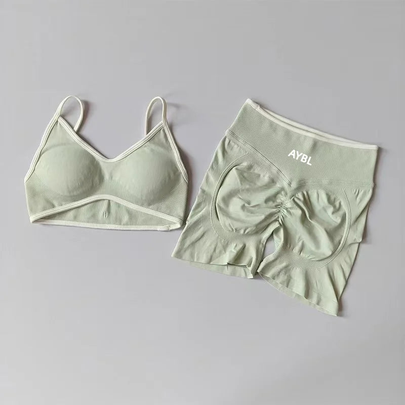 Ensemble de sport 2 pièces pour femme : leggings et soutien-gorge sans coutures effet scrunch