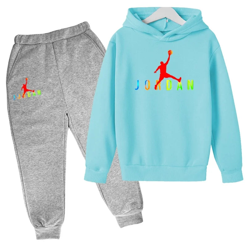 Nouveau style de sweat-shirt à capuche pour enfants, adapté aux enfants de 3 à 13 ans, motif sportif avec lettres, convient aux garçons et aux filles.